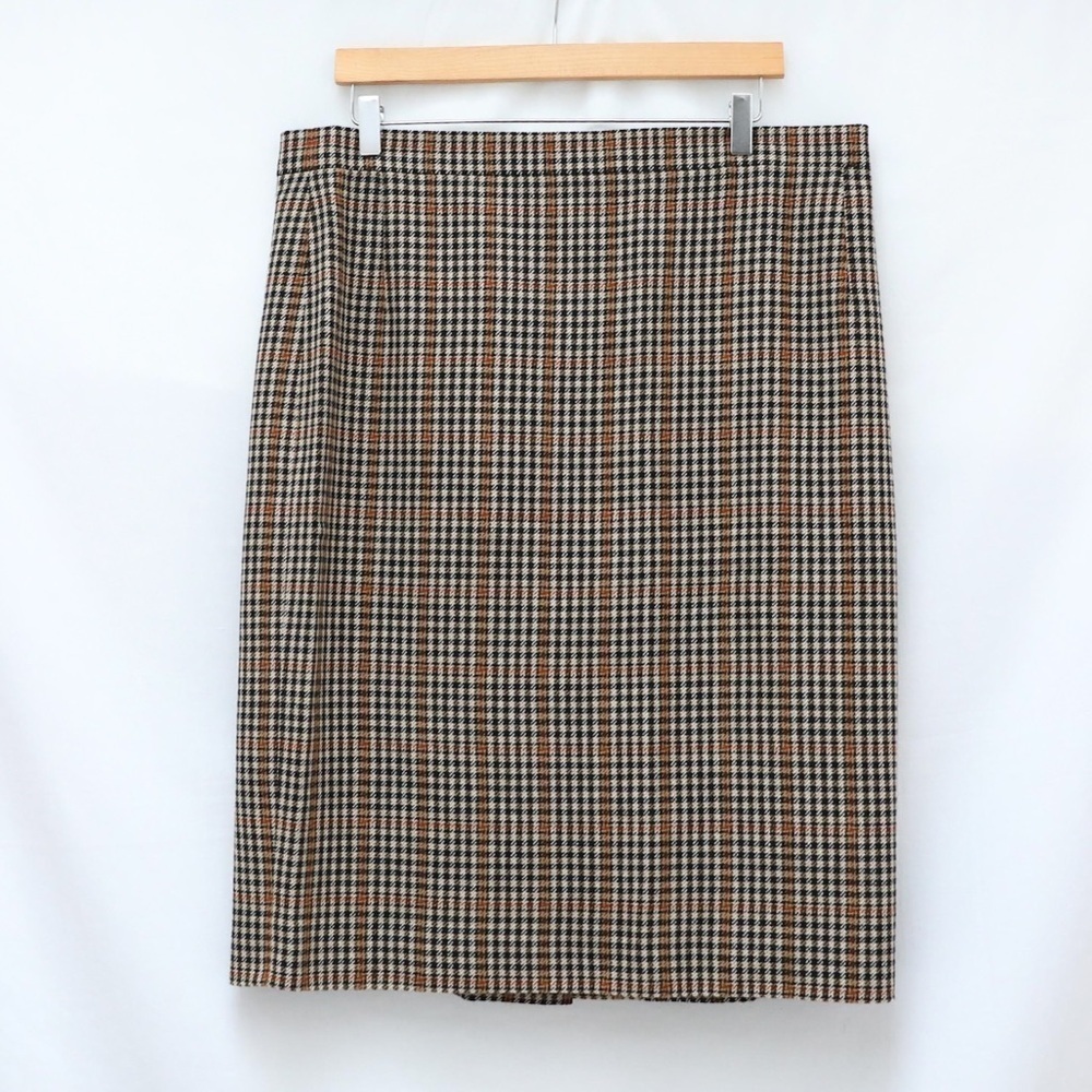 DAKS Signature pencil skirt straight short knee length brown plaid window pane